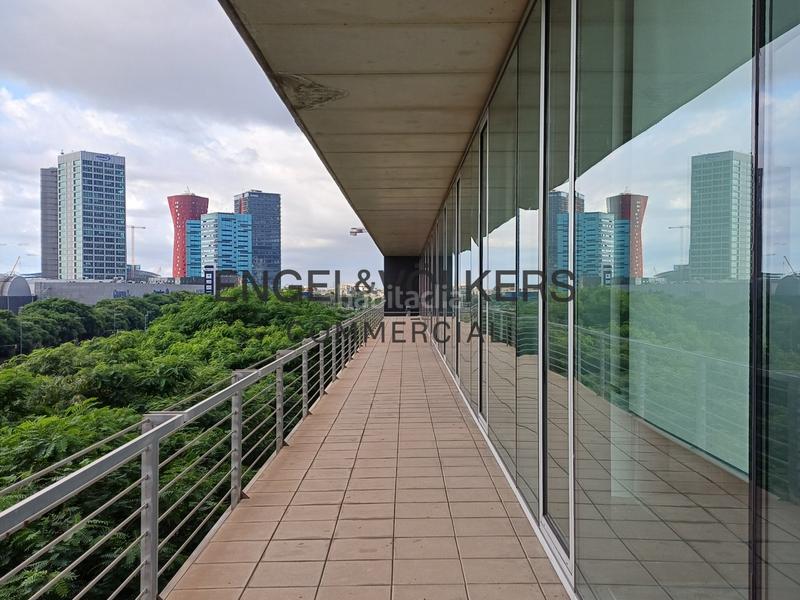 Foto 3d364c79-f065-4b38-af91-1ba1f882a09d. Affitto ufficio in Santa Eulàlia Hospitalet de Llobregat (L´)