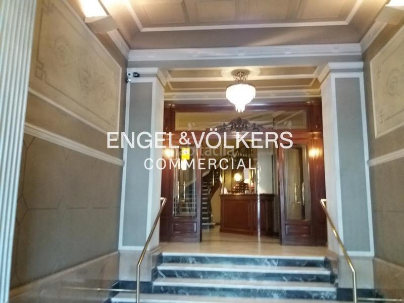 Foto 04645238-d4b7-4534-8b48-ec3d529c4826. Oficina venta rentabilidad 4,9 oficina cerca passeig gracia en Barcelona