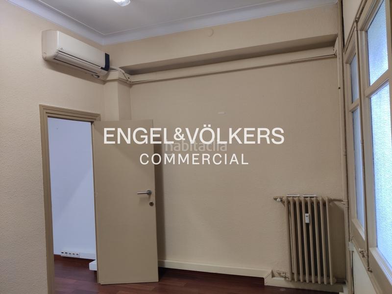 Foto bc2ea7a3-fc70-494d-bd48-9a3f8821adf1. Oficina venta rentabilidad 4,9 oficina cerca passeig gracia en Barcelona