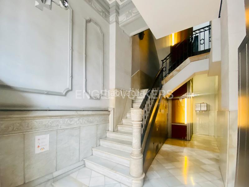 Foto 858344a9-7d2e-44eb-94c1-966cb45a936d. Affitto ufficio in Gòtic Barcelona