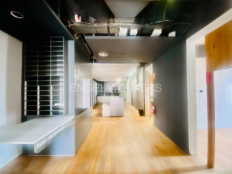 Foto 47a6bdb4-4176-42f5-9580-b0d7977c3188. Rent office space in Gòtic Barcelona