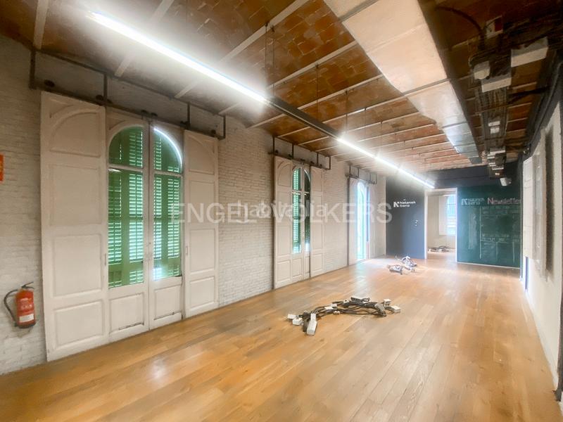 Foto ac966b4c-abf5-4925-aa12-e329fc404ac2. Rent office space in Gòtic Barcelona