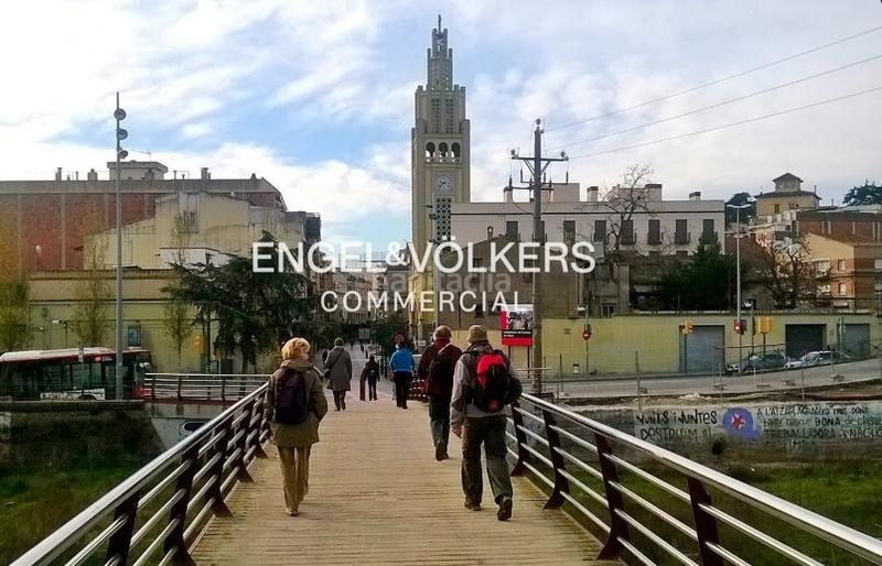 Foto 9bde55ee-b4a3-4a20-85e5-4b7582207a56. Locale commerciale in Montcada Centre - La Ribera Montcada i Reixac