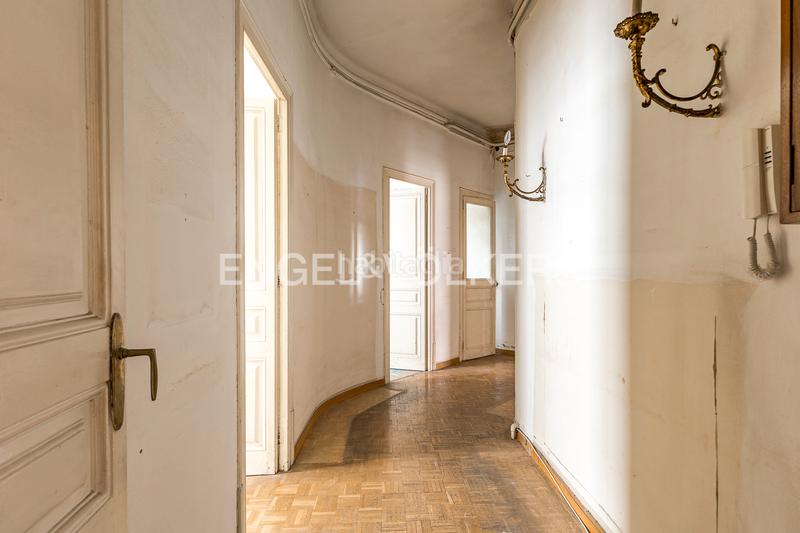 Foto 1864917d-177e-4e4e-9b3a-ed7abc50e6c0. Affitto ufficio in L´Antiga Esquerra de l´Eixample Barcelona