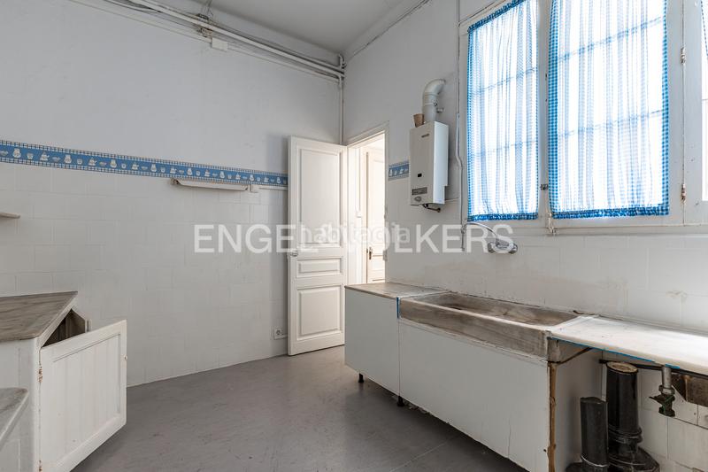 Foto 4e2bcd37-637b-4b63-a066-a81555ac953e. Affitto ufficio in L´Antiga Esquerra de l´Eixample Barcelona