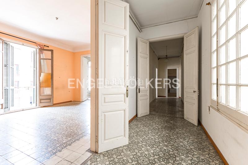 Foto 9022e503-e04f-45d3-a586-6f0b37a3ab90. Affitto ufficio in L´Antiga Esquerra de l´Eixample Barcelona