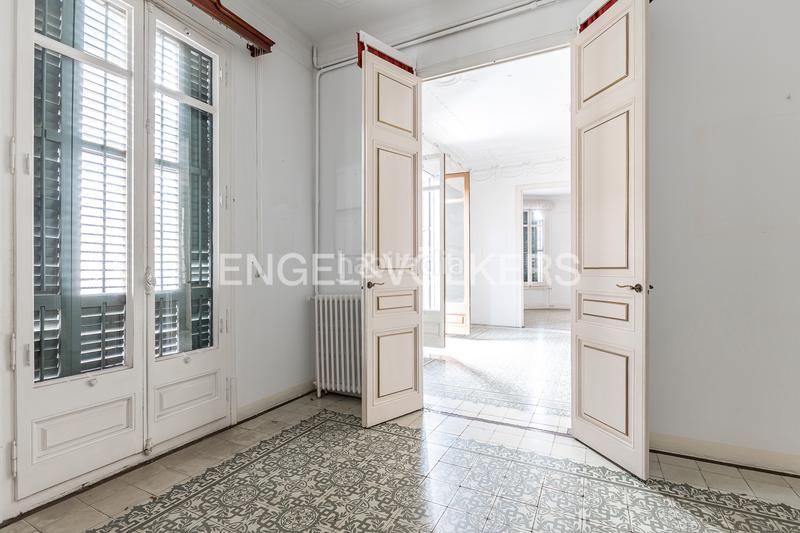 Foto 99358d8e-4a32-42ff-a859-e69f5507810f. Affitto ufficio in L´Antiga Esquerra de l´Eixample Barcelona