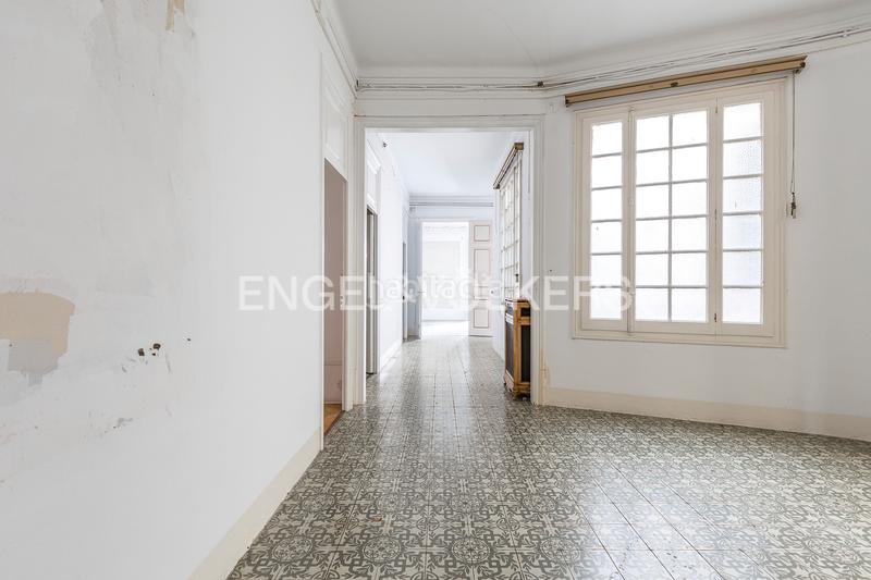 Foto 21ab96a9-7720-4449-b765-28d15dbd3bf4. Alquiler oficina  en balmes esquina con rosello en Barcelona