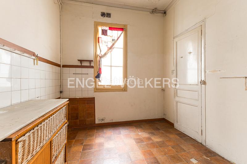 Foto 2ad87868-4eb9-4093-a4ce-12501cd49568. Alquiler oficina  en balmes esquina con rosello en Barcelona