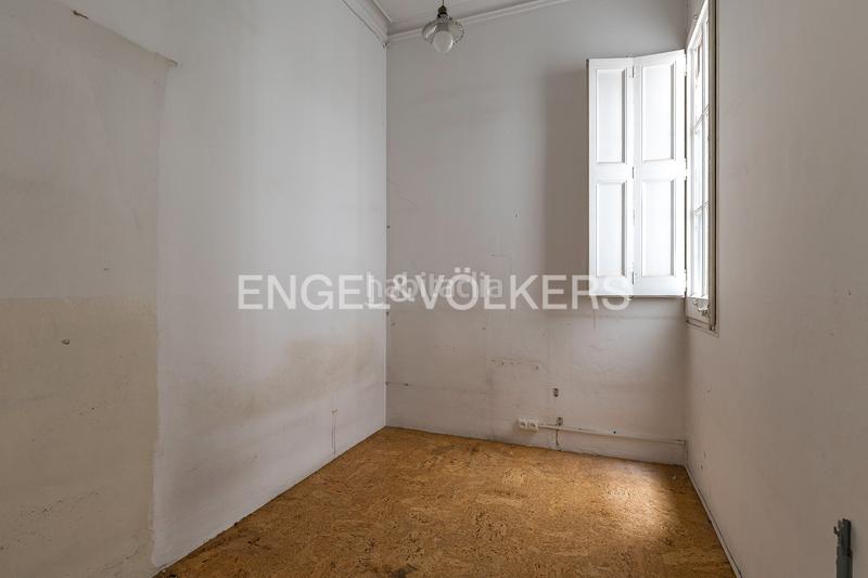 Foto 70fc3a59-79ad-4aa4-8682-1e57113cb719. Alquiler oficina  en balmes esquina con rosello en Barcelona