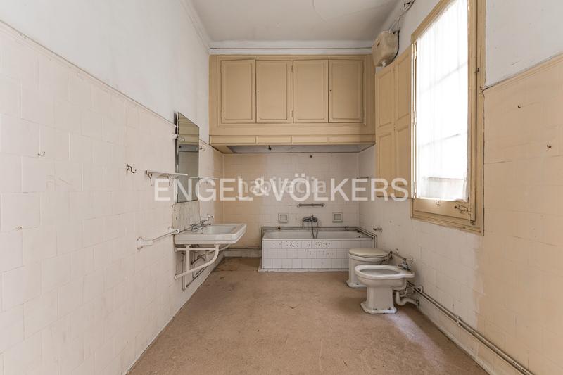 Foto 4999ae53-7ea9-4989-ae1f-56cedae34df4. Lloguer oficina a L´Antiga Esquerra de l´Eixample Barcelona