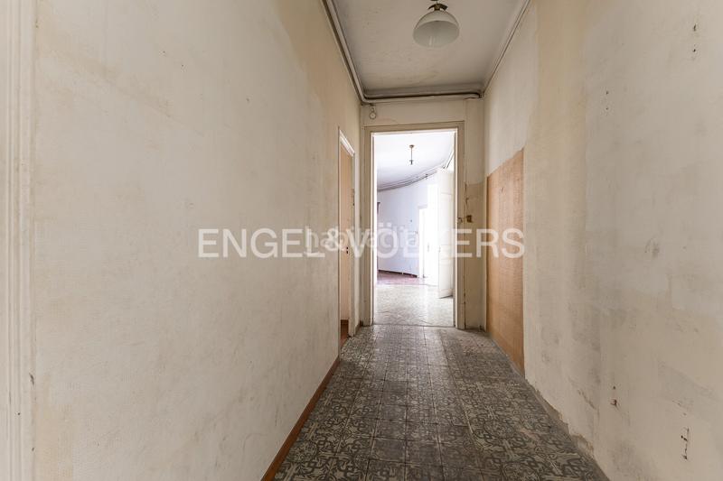 Foto 96f72c52-9b61-4bdb-8276-08749cf8d5fe. Lloguer oficina a L´Antiga Esquerra de l´Eixample Barcelona