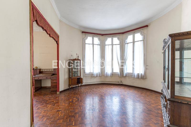 Foto a8a5c5cf-da2a-4c84-94ef-b78d14a2fd6d. Lloguer oficina a L´Antiga Esquerra de l´Eixample Barcelona