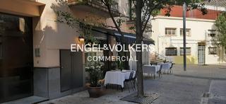 Business premise in Eixample. Venta de local para inversores en zona monastir de sant cugat de