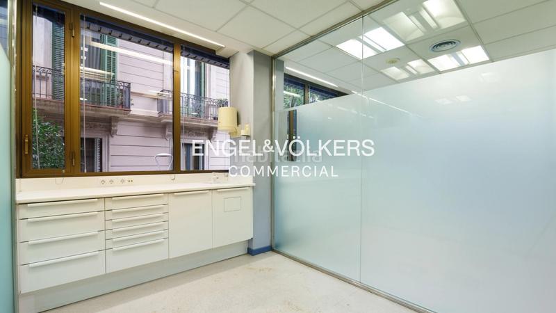 Foto 27a32068-bd53-4c14-8463-5a0a83108385. Miete büro in Dreta de l´Eixample Barcelona