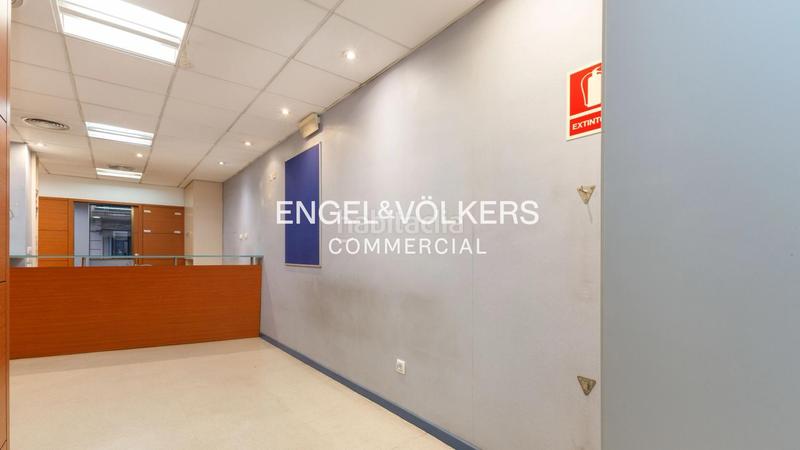 Foto 385cc413-4b90-4926-bfa7-275efaf76de9. Miete büro in Dreta de l´Eixample Barcelona