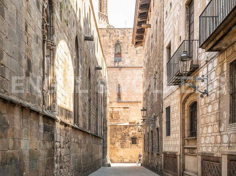 Foto 0fbc3eff-6f09-4d02-aee3-55aaf1997a08. Edifici a Raval Barcelona