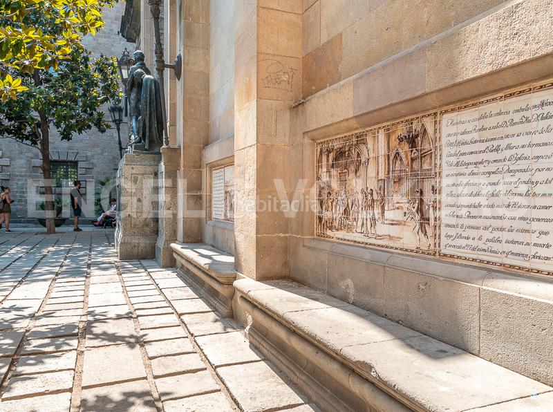 Foto 56e48293-faf8-43fd-aa11-468c8dfb0661. Edifici a Raval Barcelona