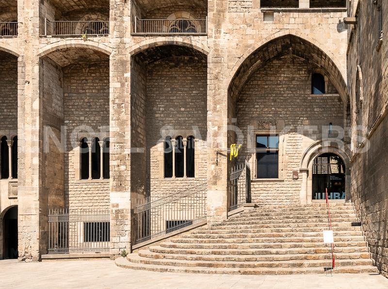 Foto 85a30baf-cac5-4dd2-8e52-7742968d3e41. Edifici a Raval Barcelona