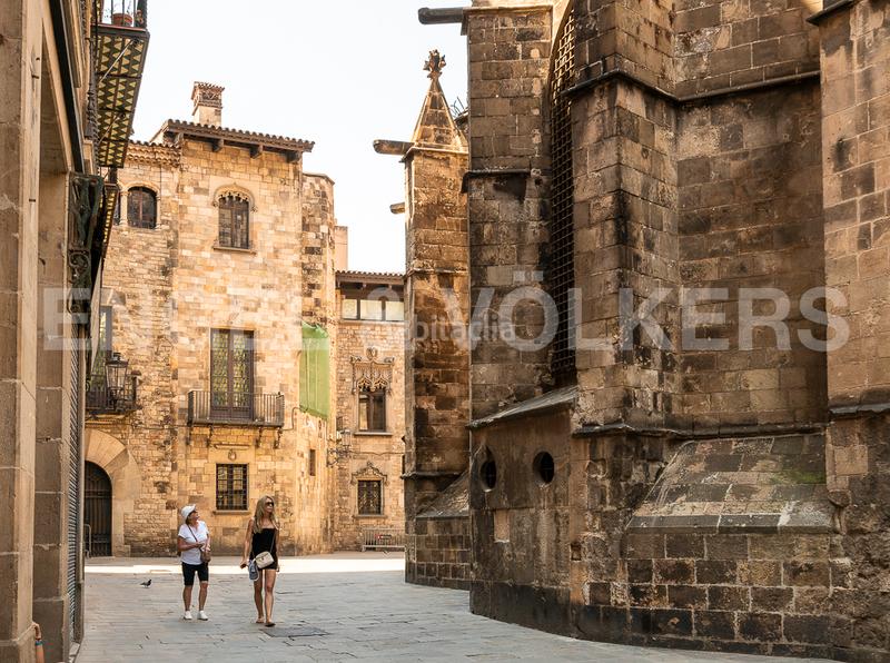 Foto d50fe8ac-9a57-4d65-8087-67d033cb5d32. Edifici a Raval Barcelona