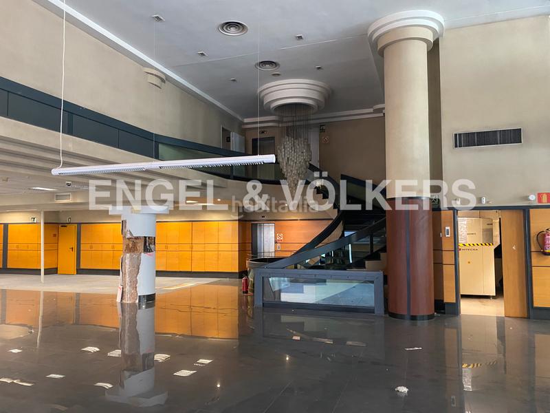 Foto c2296456-e3b7-45ac-a4ed-63ee2d8de34a. Lloguer local comercial a Sant Gervasi - Galvany Barcelona