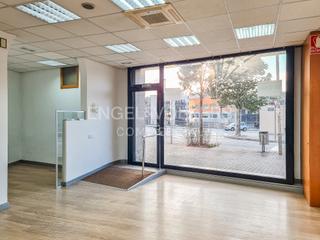 Local commercial à Centre. Local comercial en zona muy transitada de granollers