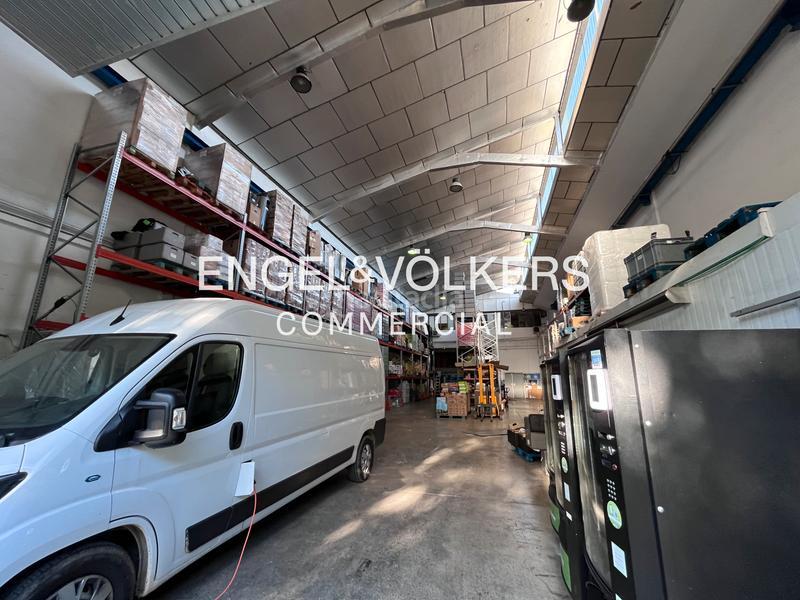 Foto ac496187-47c9-4925-acf8-3400b48722af. Alquiler nave industrial  en alquiler polígono industrial Pomar, en Badalona
