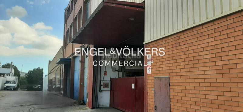 Foto 29d9321d-4006-4fbc-9907-55ea85048f53. Industrial building in Centre Ripollet