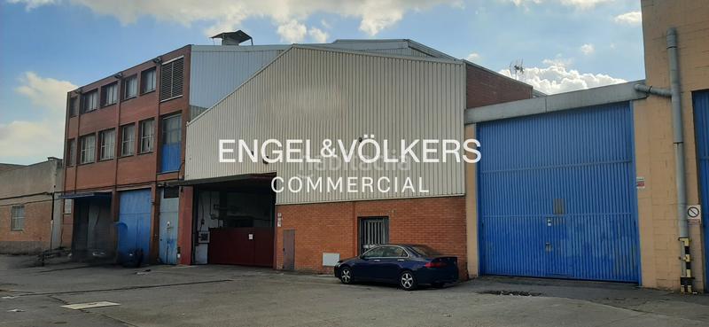 Foto b37a159a-0866-48b1-821d-28c7203e485b. Industrial building in Centre Ripollet