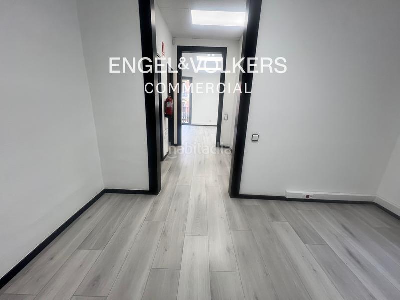 Foto 1b3529a5-a0bd-48ea-ba4e-a55bdfe706bc. Alquiler oficina alquiler de céntrica oficina en perfecto estado en la eixample en Barcelona