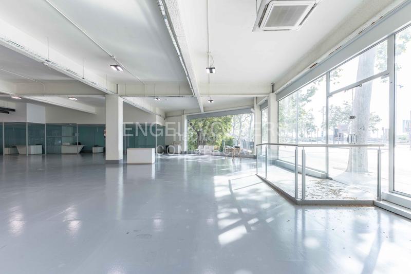 Foto d9549b8f-d2e3-42c4-b1a5-4e7c60e0c7ed. Affitto locale commerciale in La Verneda - La Pau Barcelona