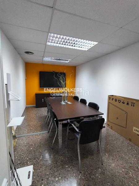 Foto c819ab8d-b973-4d4a-ad79-67d03d8e5960. Rent office space in Dreta de l´Eixample Barcelona