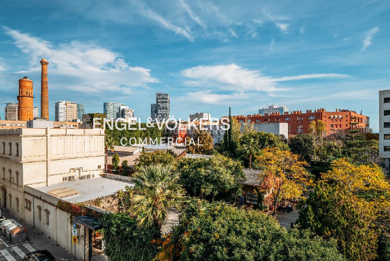 Foto d9513a37-2835-4257-a5d5-2e083a878fbb. Rent office space with heating parking in Poblenou Barcelona