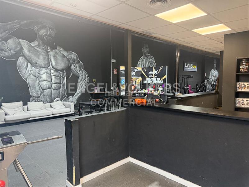 Foto 0b62c598-8e09-474f-aafc-4de6062227ab. Alquiler local comercial gimnasio totalmente equipado en traspaso en Mataró