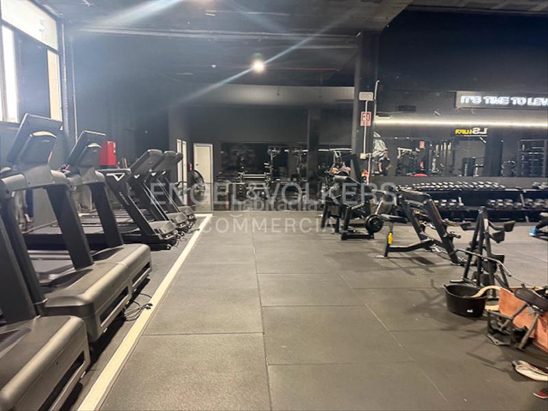 Foto 4b8f219d-7fa4-4f25-9618-511cb1d2b8d7. Alquiler local comercial gimnasio totalmente equipado en traspaso en Mataró