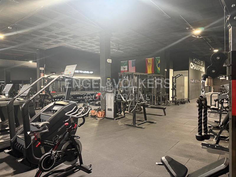 Foto 70e3ee51-a19c-49af-925a-97e404e76fd5. Alquiler local comercial gimnasio totalmente equipado en traspaso en Mataró