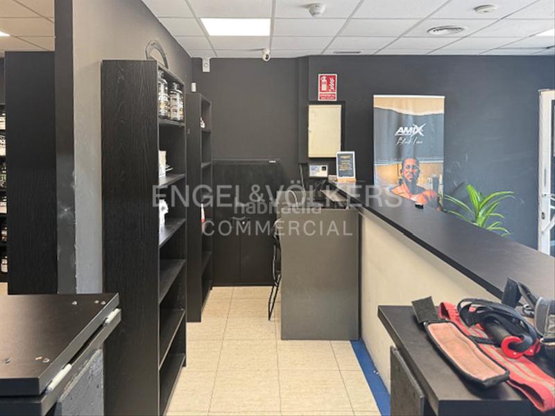 Foto fb4a3d3a-353f-4292-a874-714d8d204d2a. Alquiler local comercial gimnasio totalmente equipado en traspaso en Mataró