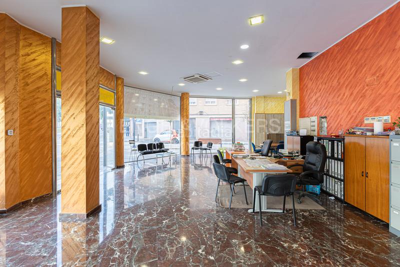 Foto 6e031511-1127-4509-8636-8dba4dc3d2a6. Lloguer local comercial a Montesa Esplugues de Llobregat