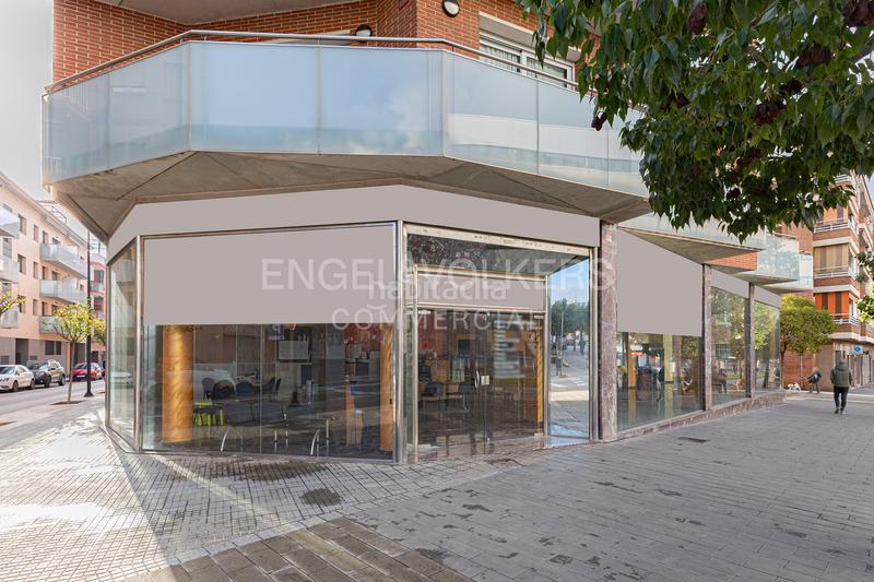 Foto 89b53675-c3c9-4272-8e5b-3c86dfd8e442. Lloguer local comercial a Montesa Esplugues de Llobregat