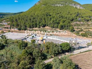 Nave industrial en Centre. Venta de dos naves industriales en comarca del penedés