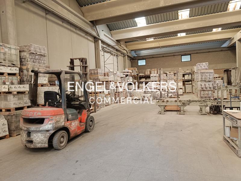 Foto 92e959f9-7a9f-4edd-807d-04d64beaba01. Capannone industriale in Centre Igualada