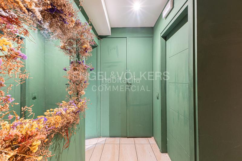 Foto 5367ecb1-5c1c-40ac-9bad-a689c0360a9d. Location local commercial dans L´Antiga Esquerra de l´Eixample Barcelona