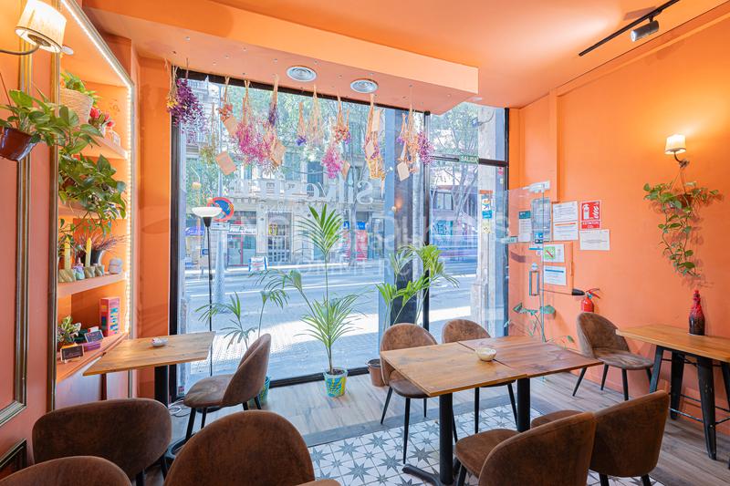 Foto 73e93fa7-c335-4659-9bc2-2891b81981bd. Rent business premise in L´Antiga Esquerra de l´Eixample Barcelona