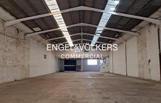 Lloguer Nau industrial a Centre. Nave en alquiler