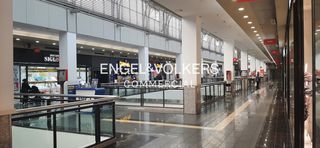 Lloguer Local Comercial a Centre-Eixample-Can Llobet. Local de 340m2 en centro comercial baricentro