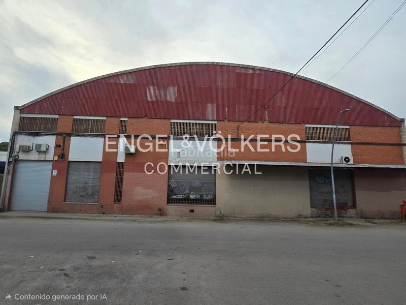 Foto 12117e73-f64a-4985-9a08-63b65fb4658e. Local comercial a Bon Pastor Barcelona