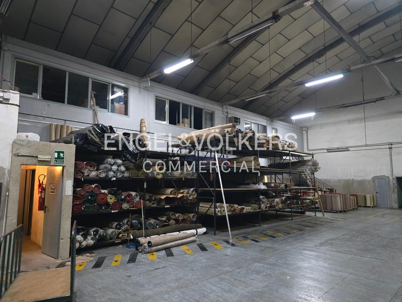 Foto 2af1cbb5-d9e2-42ed-a7e4-77da217319a3. Local comercial a Bon Pastor Barcelona