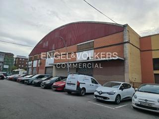 Local commercial à Bon Pastor