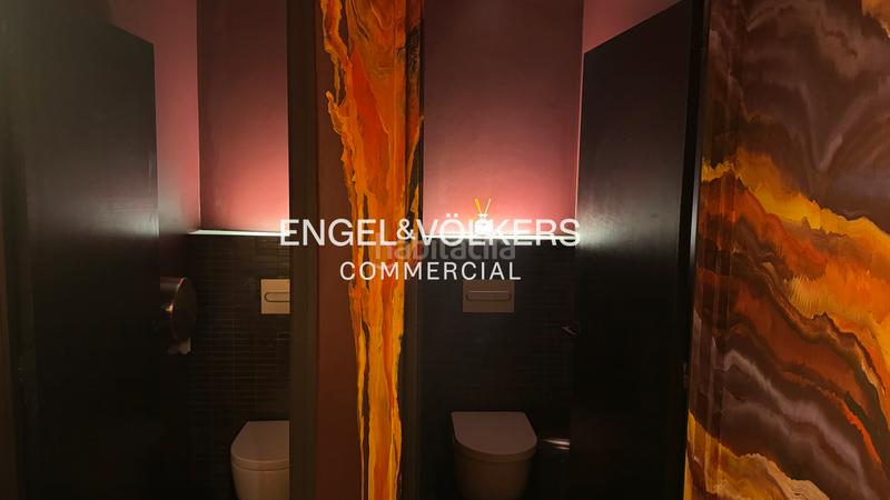 Foto 1124addd-8cb1-4db8-b789-5f1b63d0c9d7. Alquiler local comercial restaurante esquinero c3 en born en Barcelona