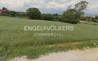 Residential Plot in Centre. Parcela en suelo urbanizable